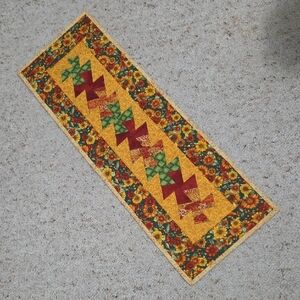 Pinwheel Autumn Table Runner Handmade In Vermont